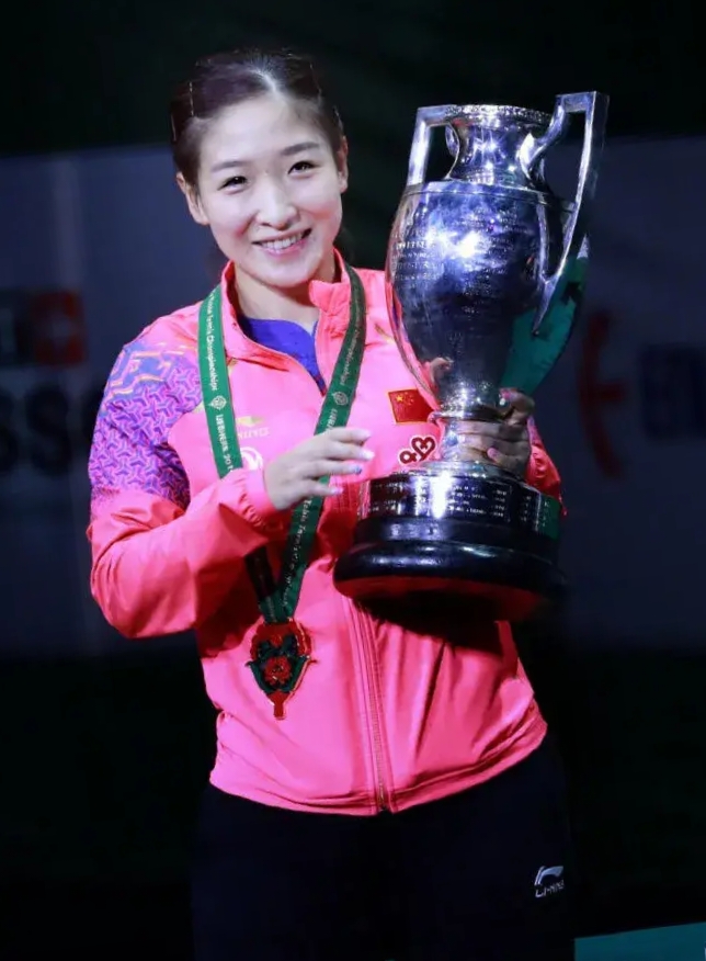 运动员的才华惊艳全场，技艺出色的简单介绍