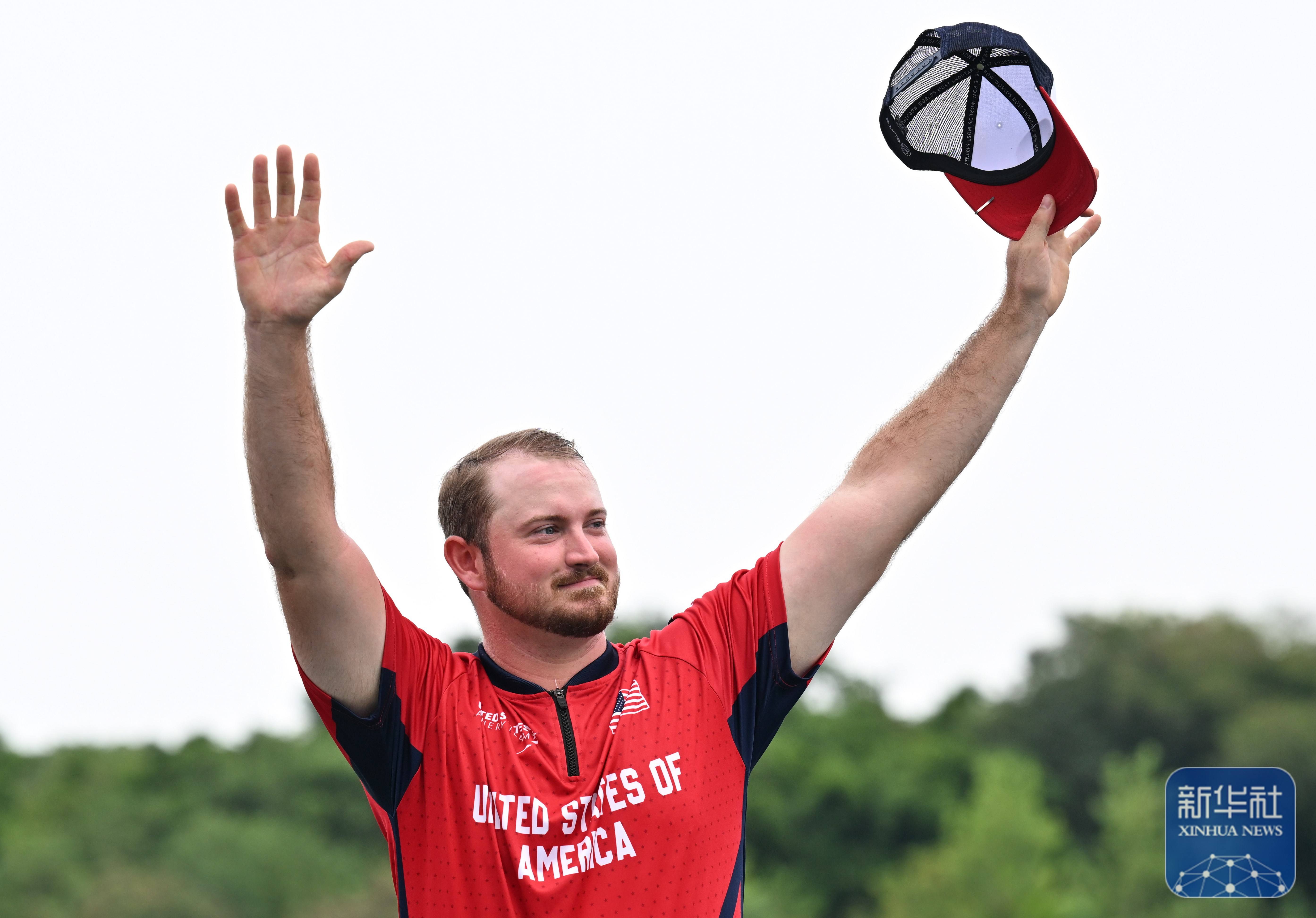 英格兰运动员在射箭比赛中夺冠