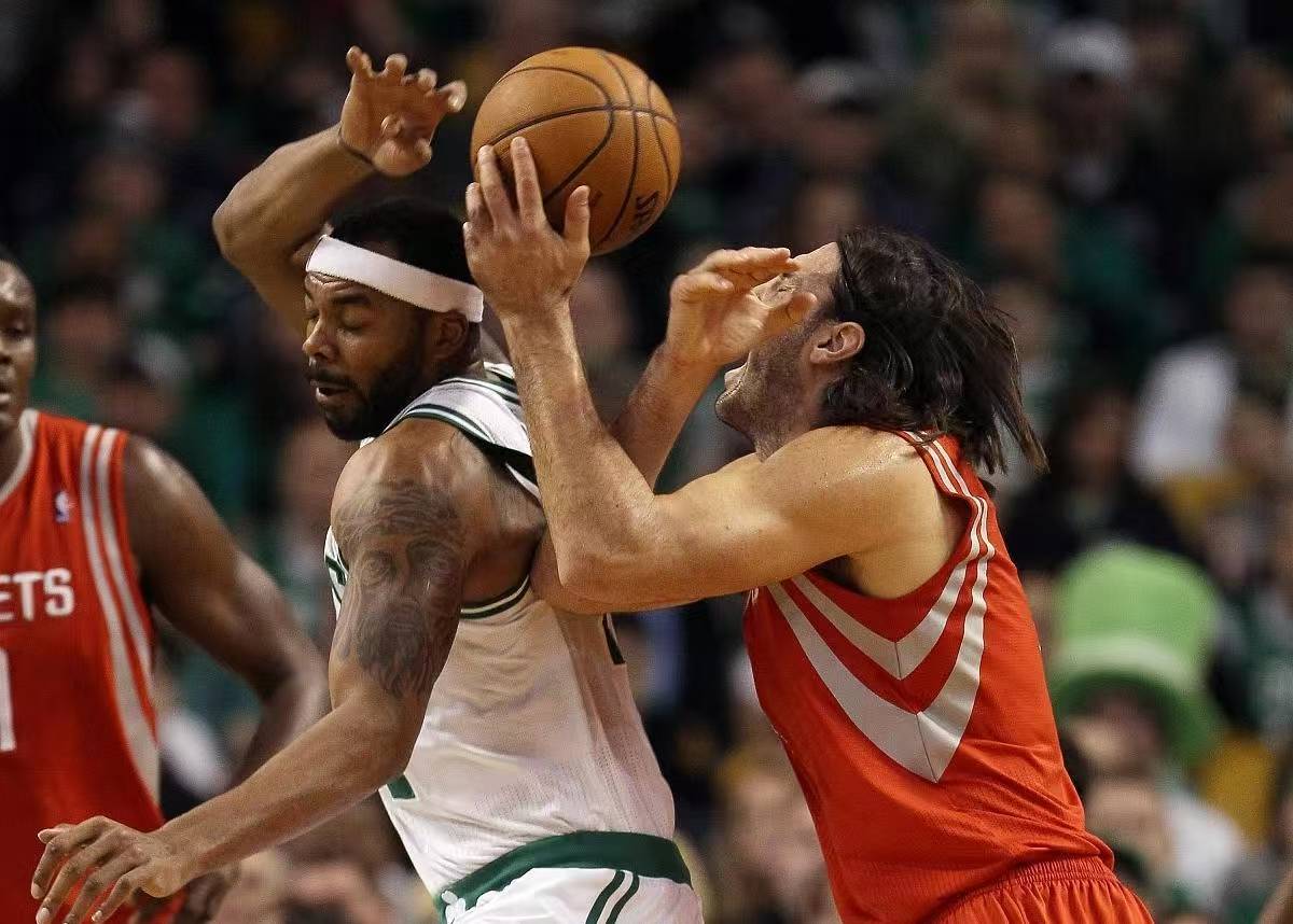 灰熊主场击败公牛,取得三连胜的简单介绍 灰熊主场击败公牛,取得三连胜的简单介绍