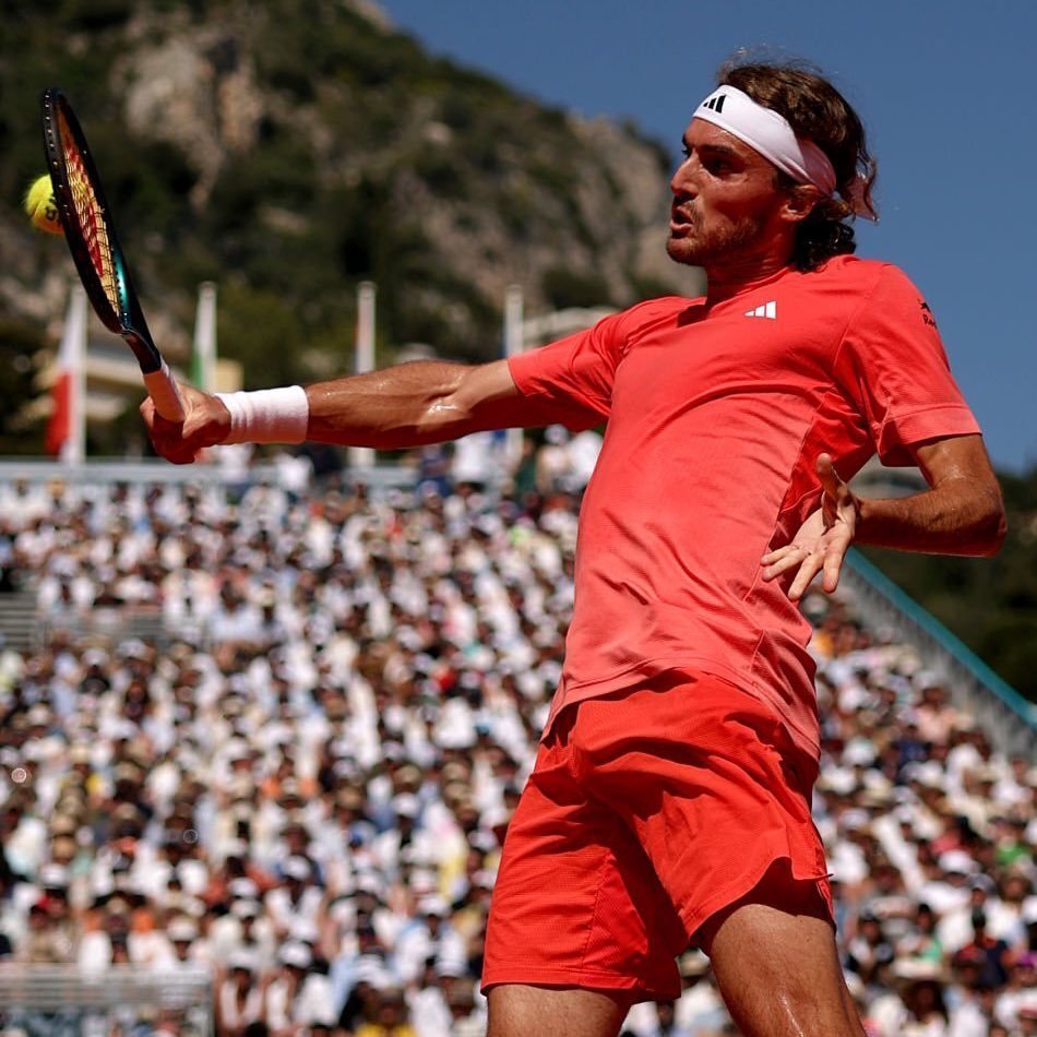 关于西班牙网球队绝地反击德国网球队,西西帕斯制霸全场的信息 关于西班牙网球队绝地反击德国网球队,西西帕斯制霸全场的信息