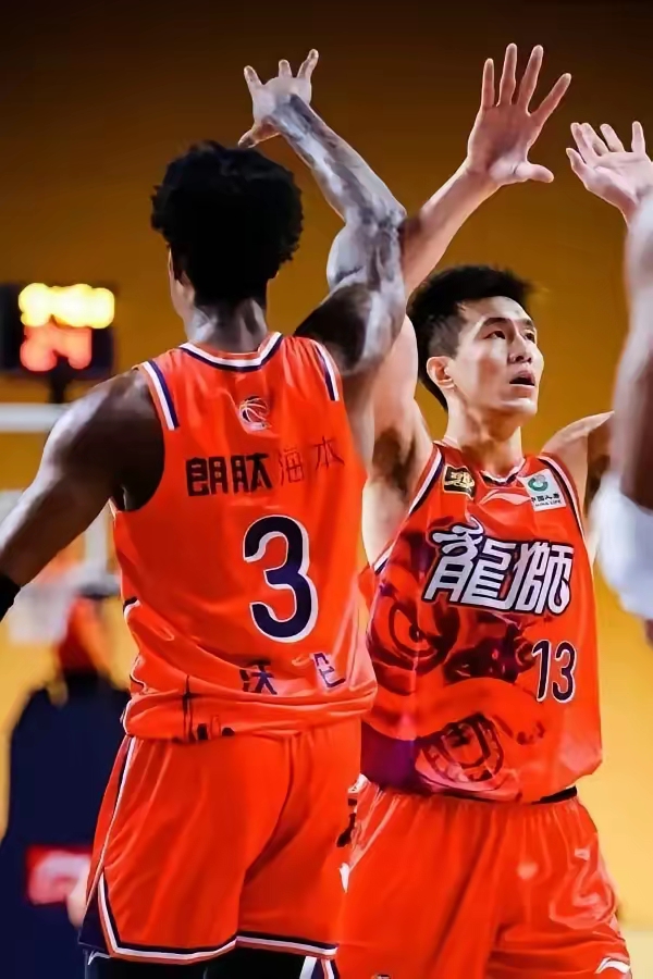 太阳绝杀浙江队，郭艾伦刷新纪录