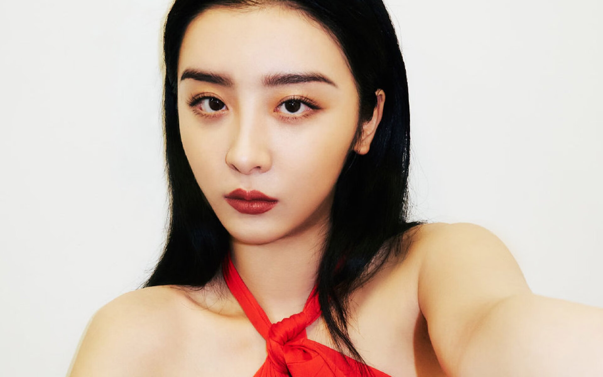 赛场没有休止符,德甲争冠战与篮网绝杀热火的竞技之光