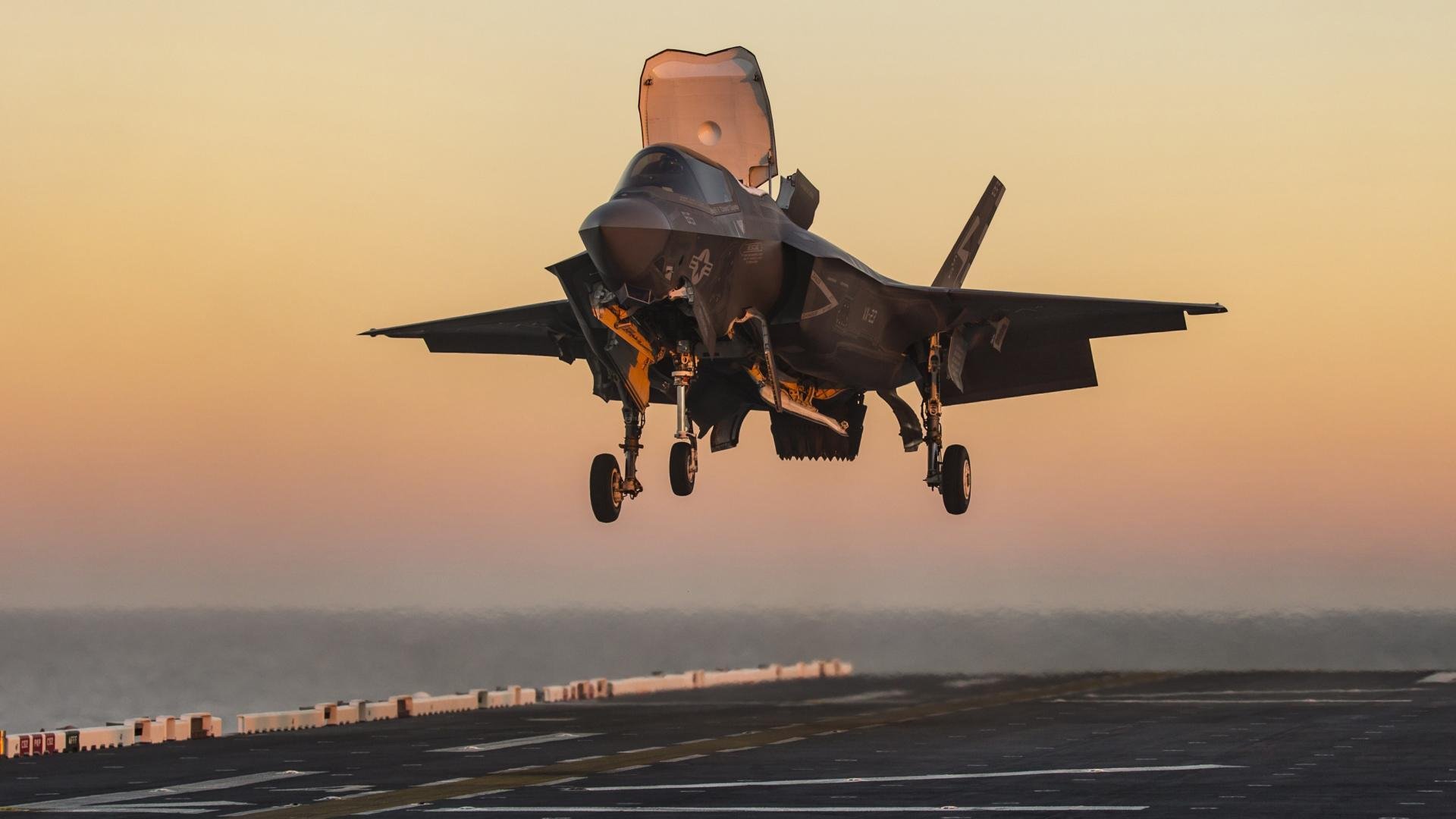 范戴克,世界杯之夜,一座移动的核威慑基地