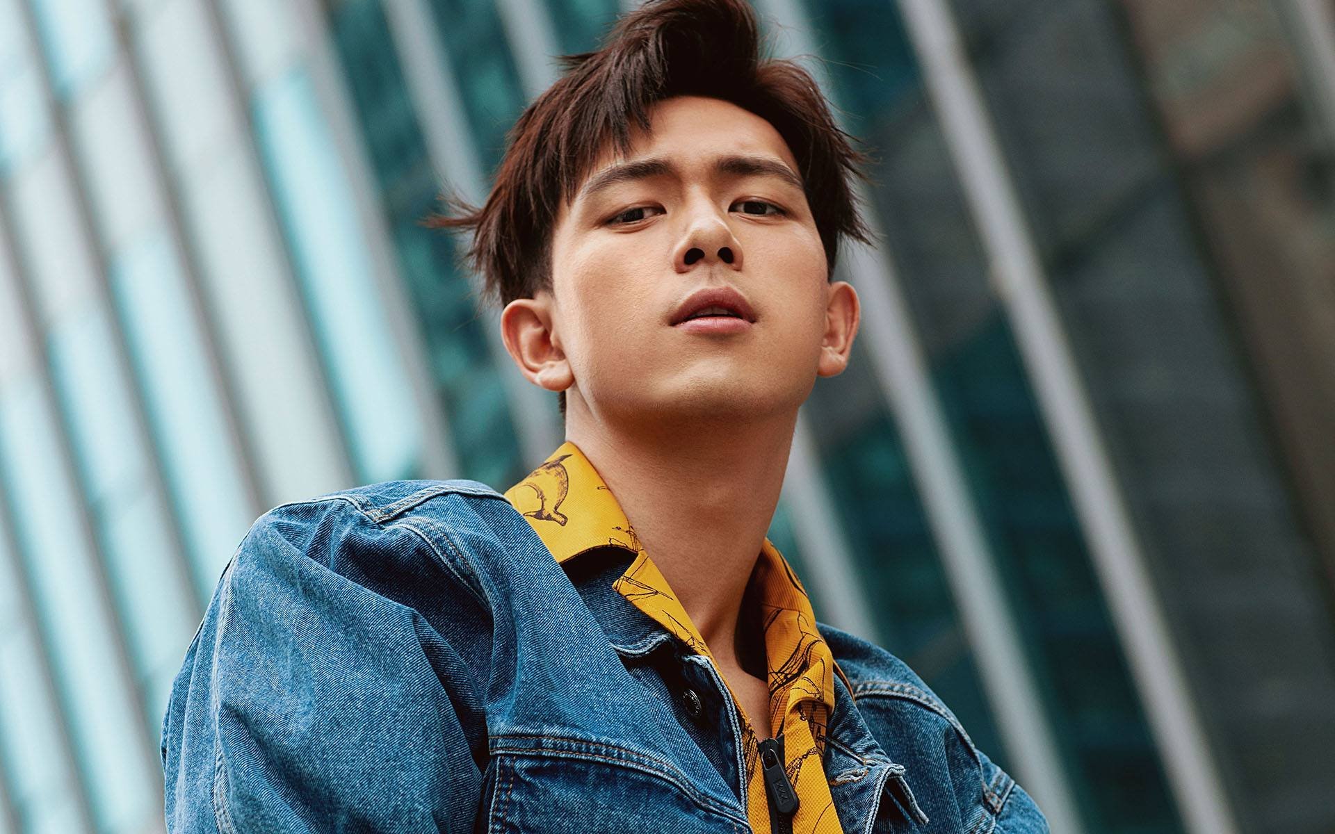 浴火重生!克莱极限三分手刃雄鹿,勇士王朝再现峥嵘