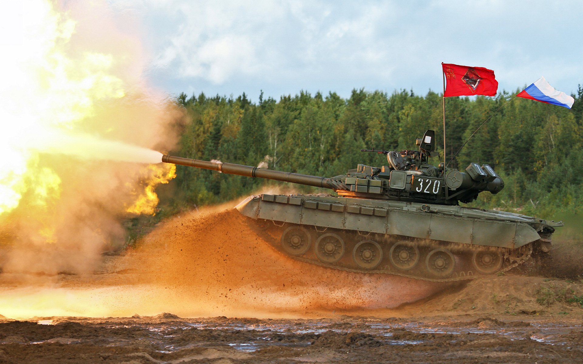 绿茵场与赛车道的交响，当足球精灵接管F1引擎