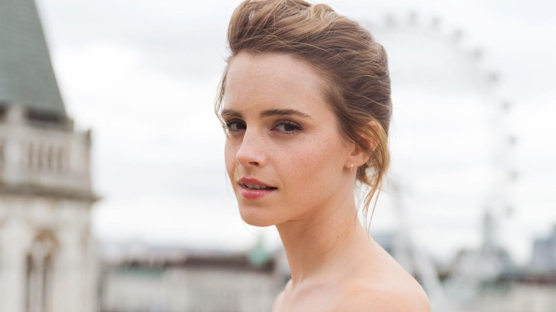 平行宇宙的终极碰撞，西亚卡姆惊天爆发，鹈鹕跨联盟巅峰战险胜辽宁