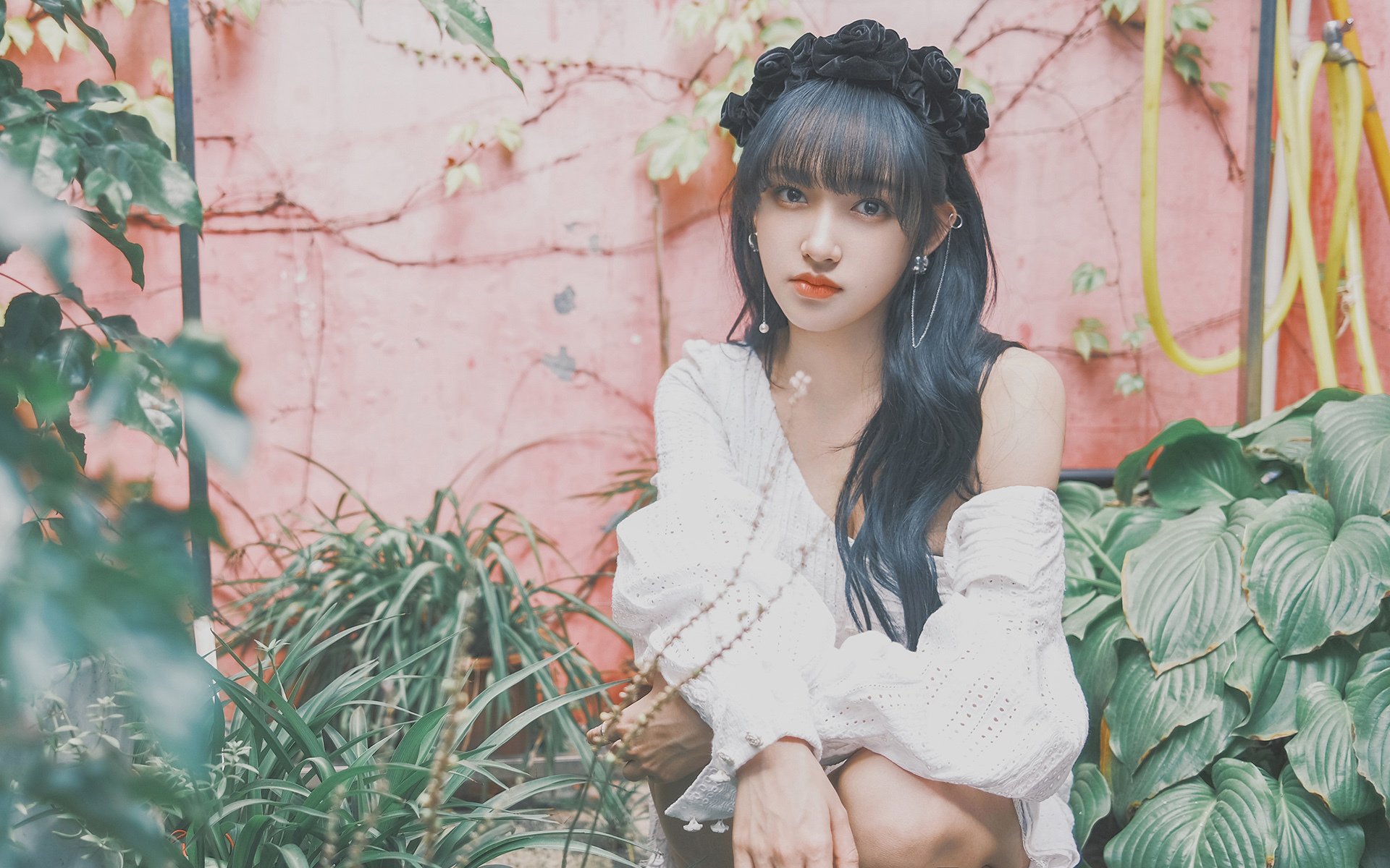 从巨星单打到全民皆兵，76人撕碎绿军战袍，莫兰特里程碑照亮篮球真谛