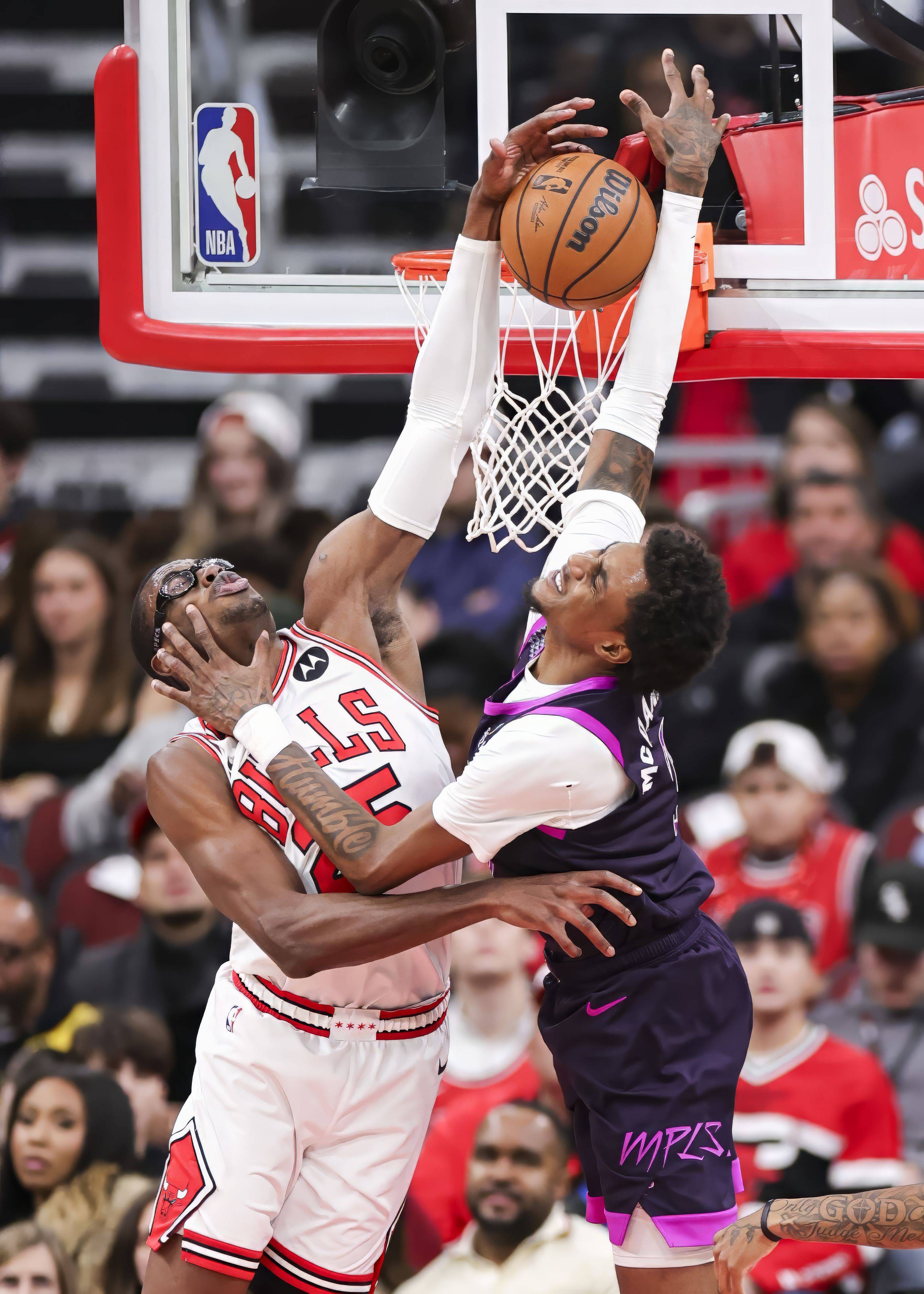 勇士决胜局带走森林狼，德罗赞关键节点连续得分