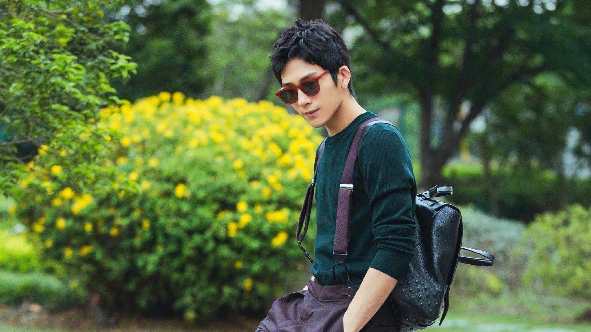 绿茵烽火，久保建英一剑封喉，巴西神话在希腊铁壁前重生