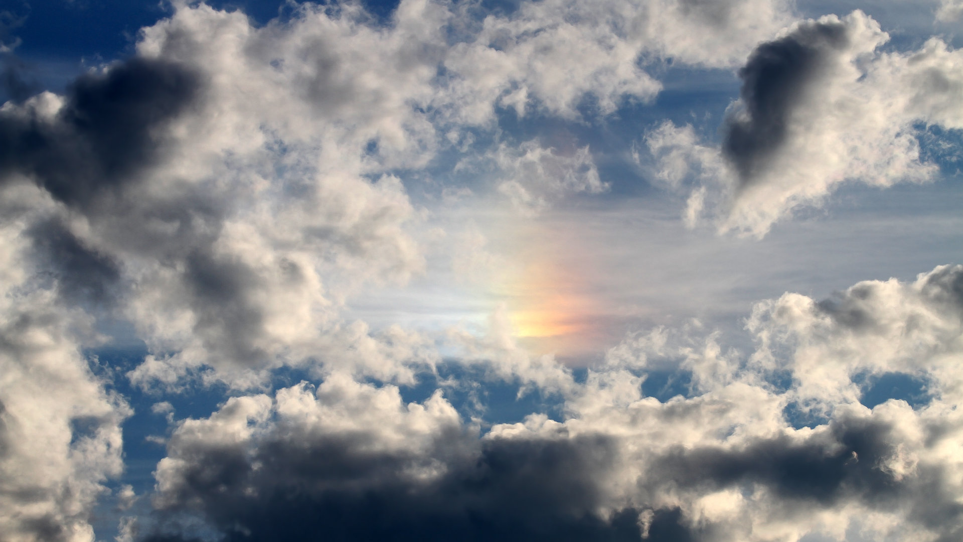 开云体育APP下载-棋逢对手，卡塞米罗在安哥拉对阵英格兰关键回合中如何不手软